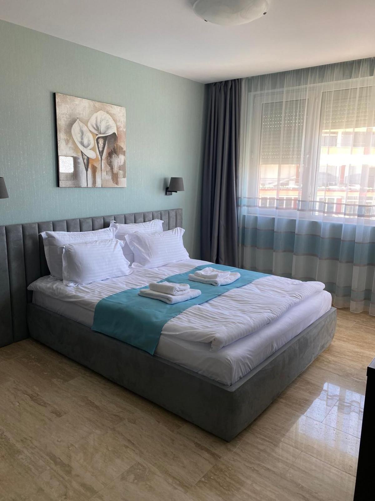 Hotel Heaven 3*