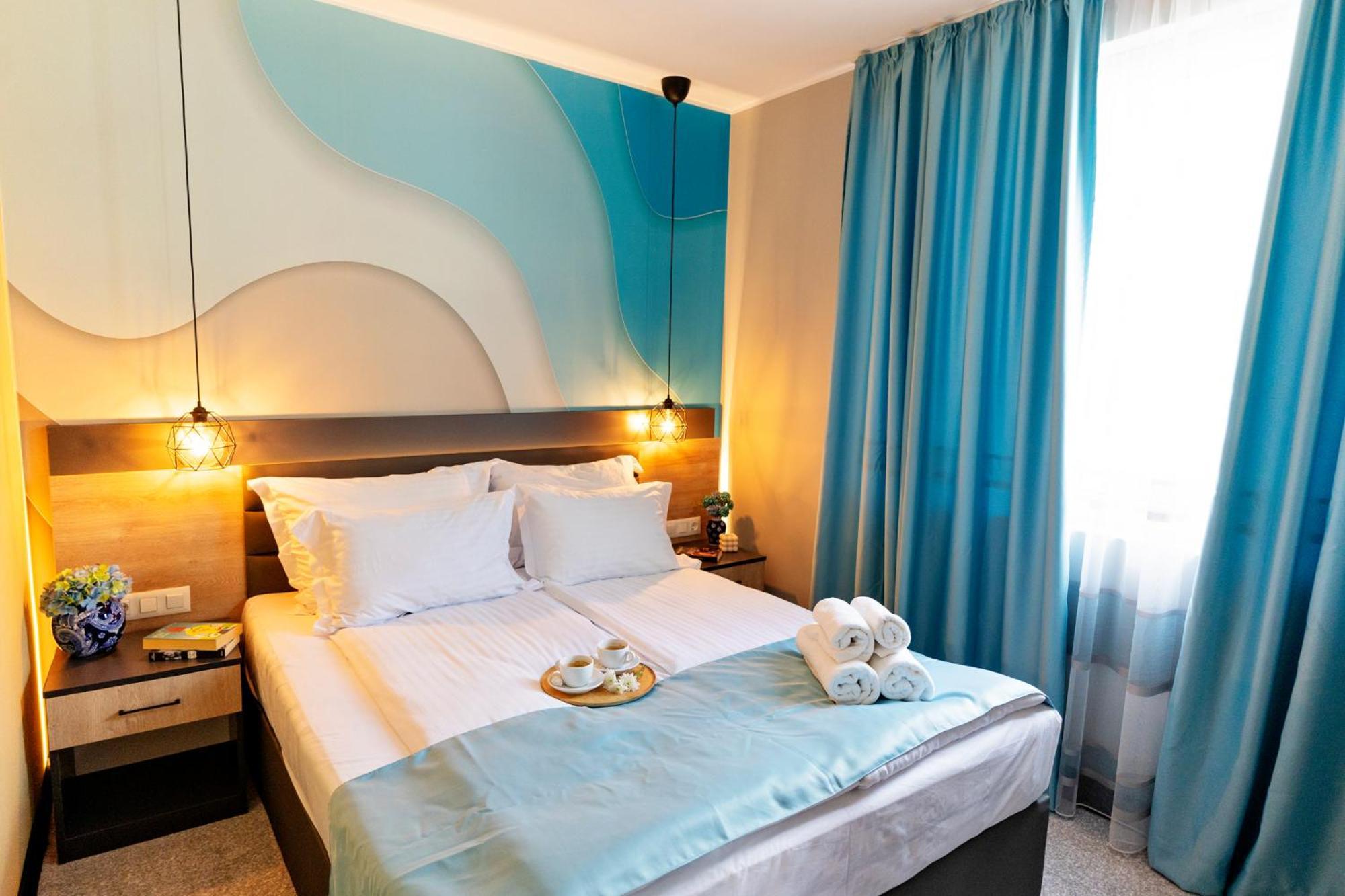 Heaven Hotel 3*