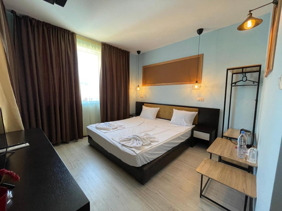 Heaven Hotel